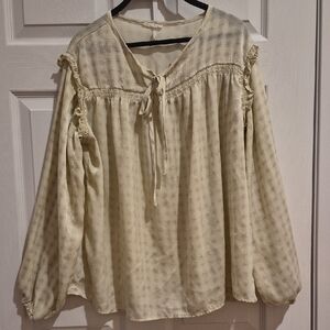 Easel |Light Green Long Sleeve Blouse 💫 | Small